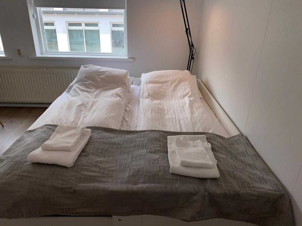 Day Dream Townhall Square Apartments Akureyri Buitenkant foto